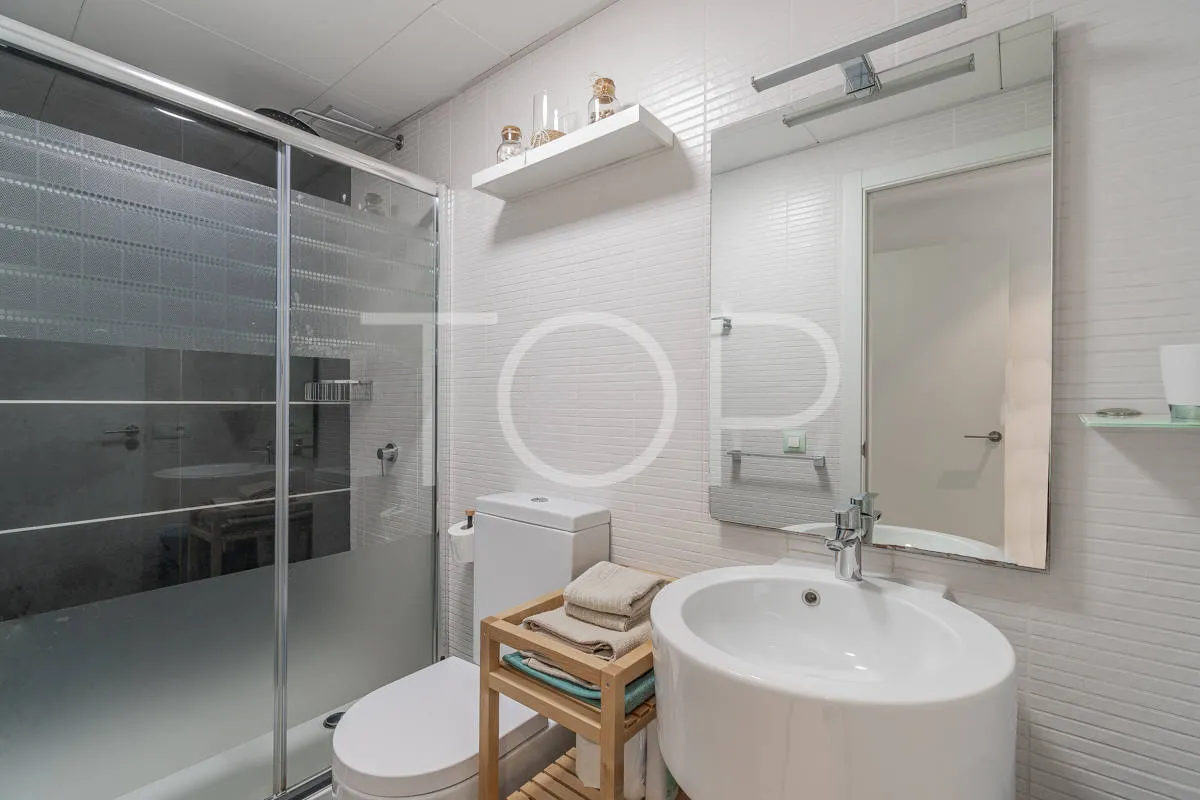 Modern two-bedroom apartment in the exclusive Las Olas complex in Palm-Mar, Arona