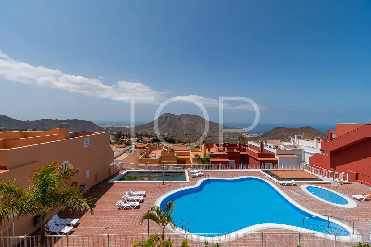 Modern Apartment with Sea View in Chayofa – Mirador del Atlántico