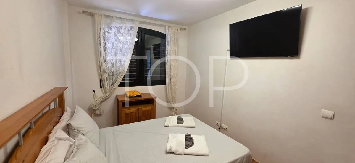 Gemütliche Wohnung mit großer Terrasse und Gartenblick in Playa Paraíso