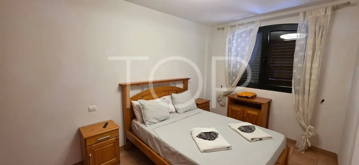 Gemütliche Wohnung mit großer Terrasse und Gartenblick in Playa Paraíso