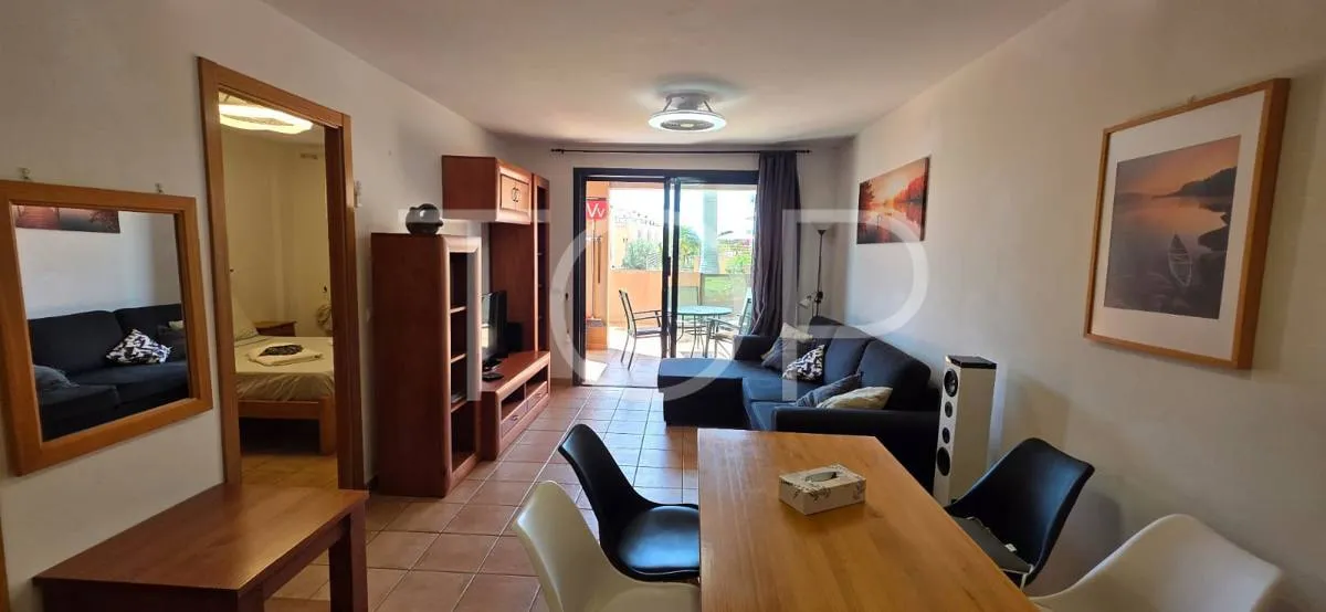 Gemütliche Wohnung mit großer Terrasse und Gartenblick in Playa Paraíso
