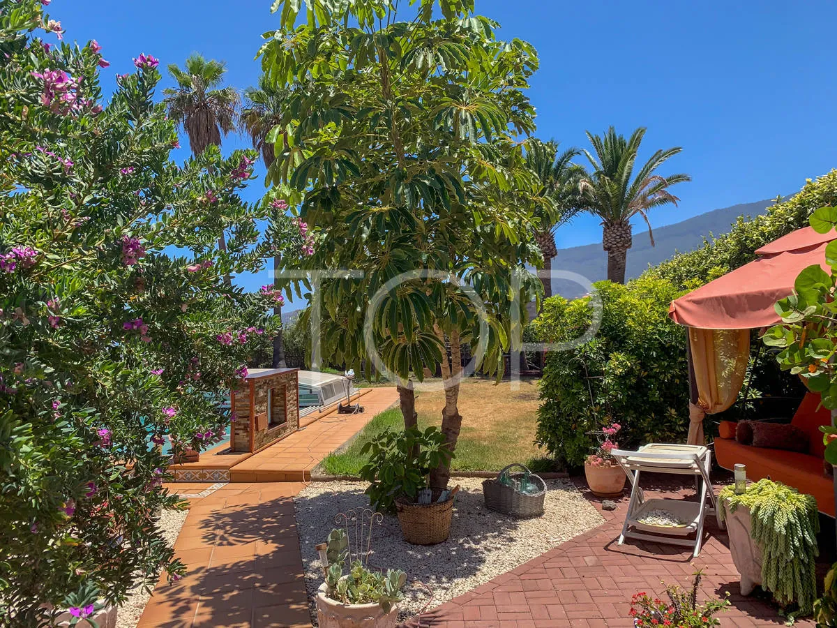 Villa bien mantenida en hermoso paisaje natural en Arafo