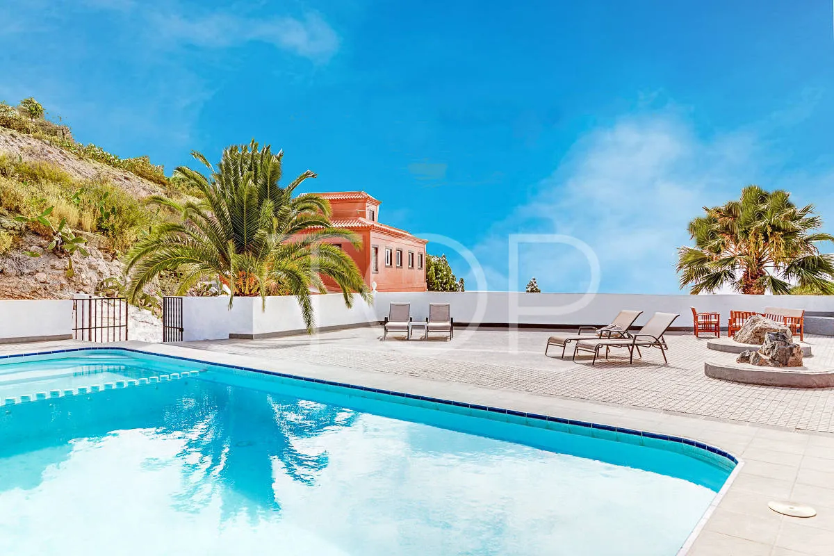Finca con varias casas de invitados en Los Blanquitos