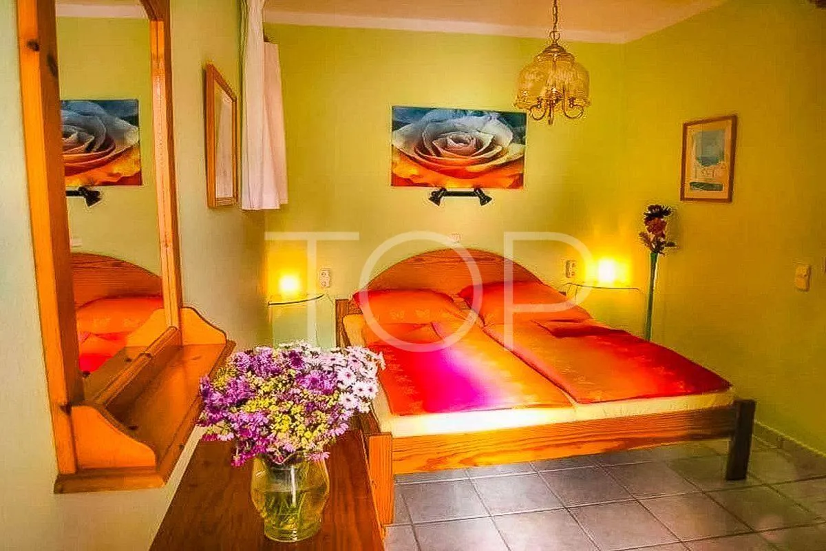 Romántica mansión con 6 apartamentos en Costa de Adeje