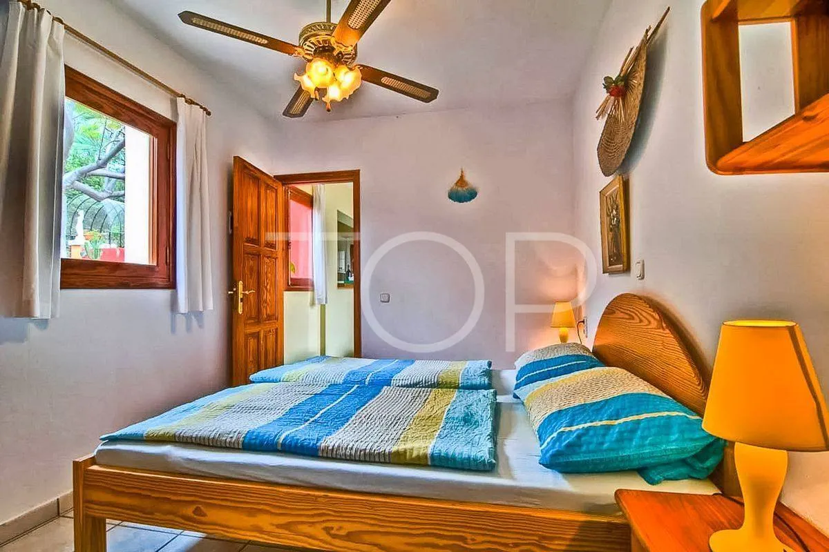 Romántica mansión con 6 apartamentos en Costa de Adeje