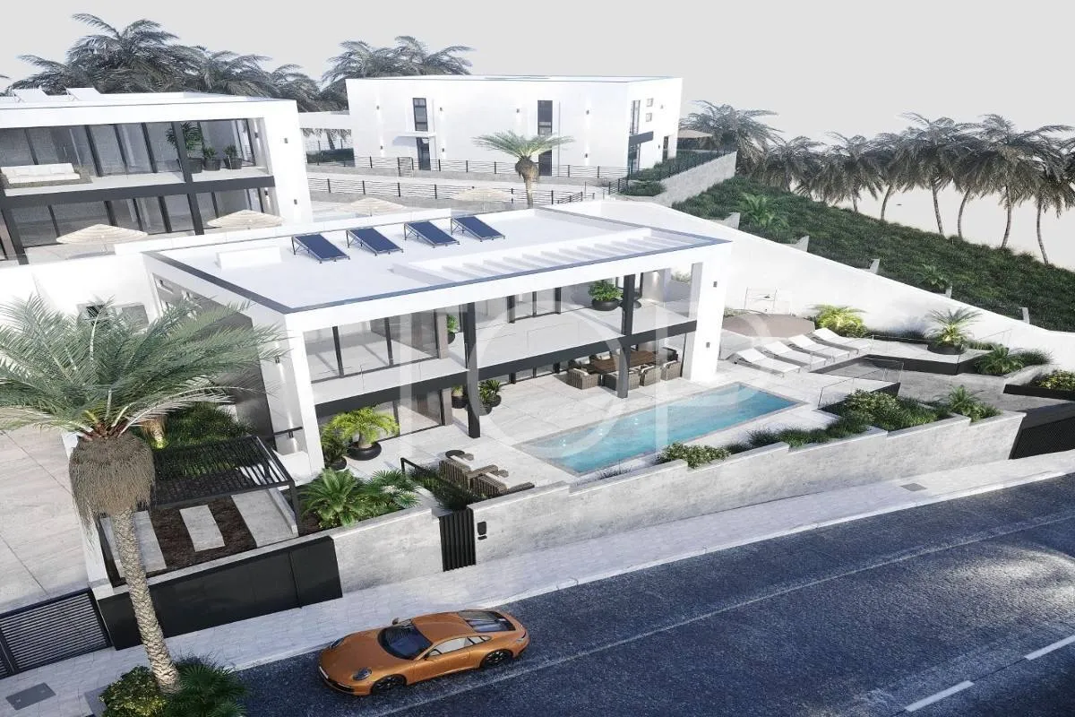 Villa de nueva construcción con vistas al mar y piscina privada en San Eugenio, Adeje