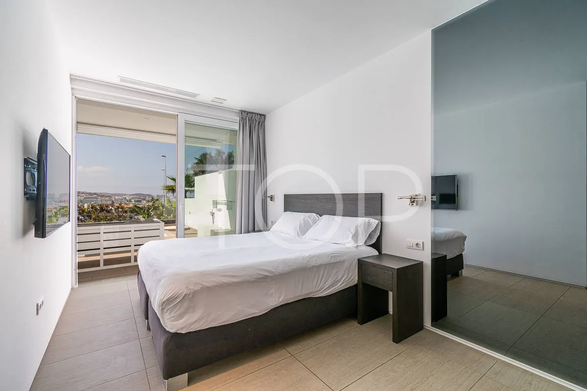 Apartamento de dos dormitorios con piscina privada en Baobab