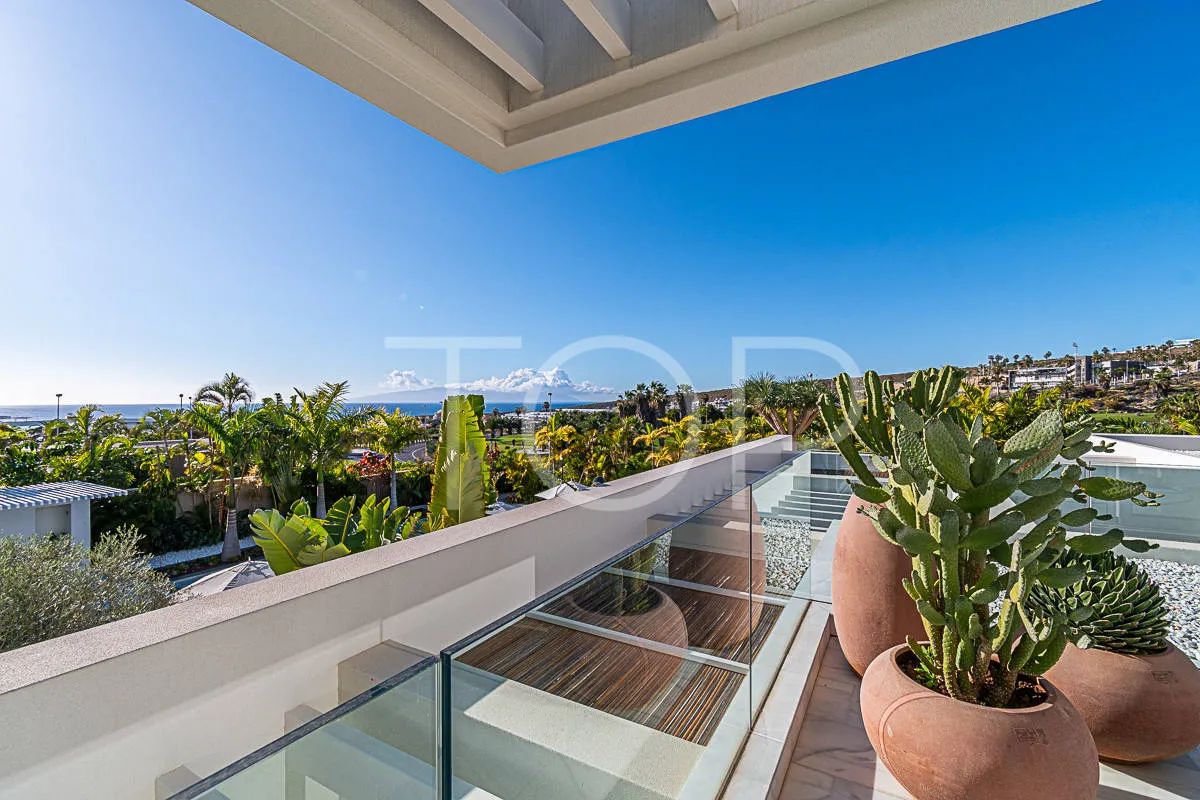 Villa de super lujo en la Caleta