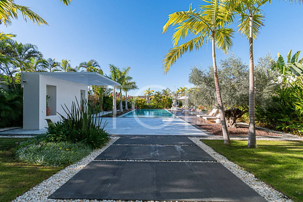 Villa de super lujo en la Caleta