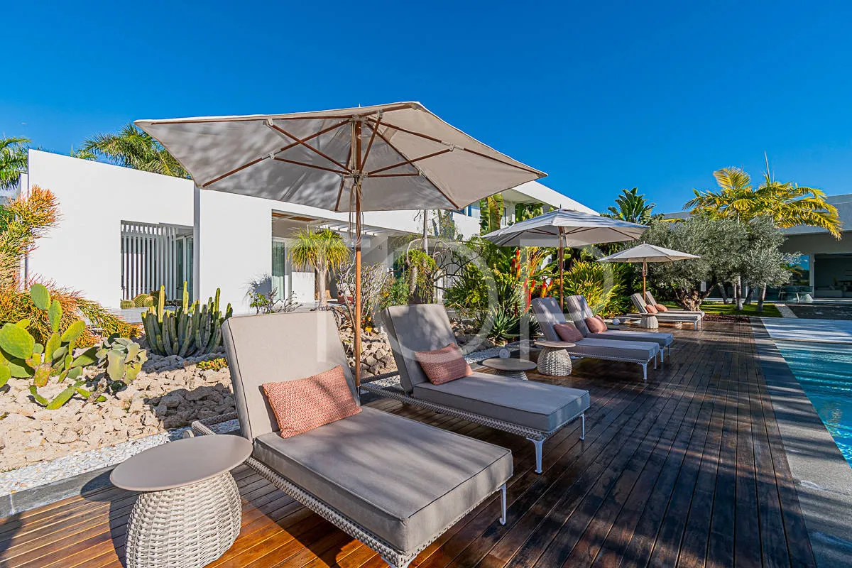 Villa de super lujo en la Caleta