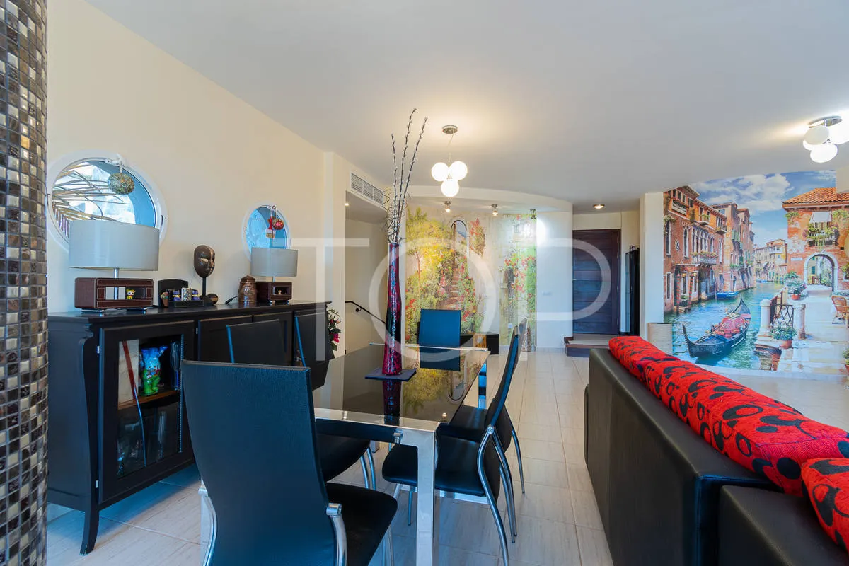 Magnifico chalet a la venta en Roque del Conde
