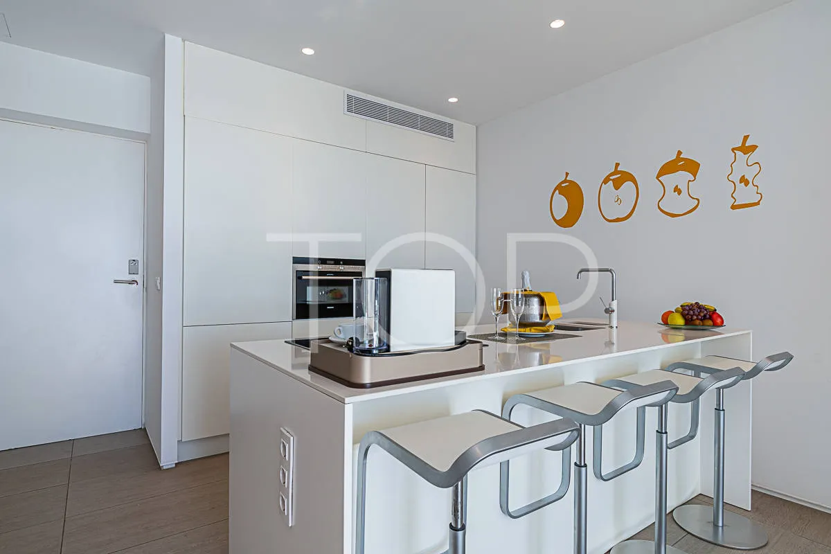 Geräumiges und sonniges Apartment mit einem Schlafzimmer zu verkaufen in Baobab Suites, Costa Adeje