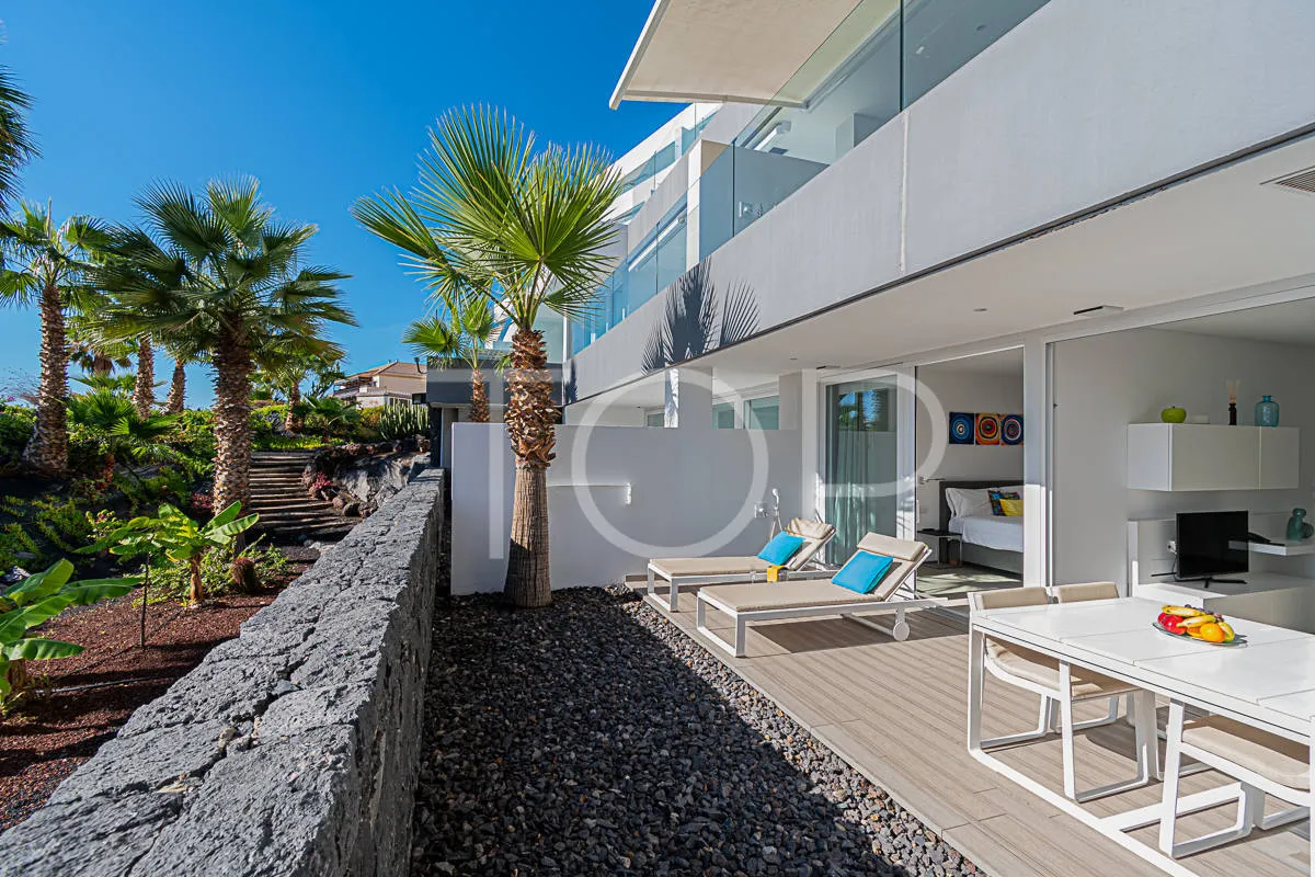 Amplio y soleado apartamento de un dormitorio en venta en Baobab Suites, Costa Adeje