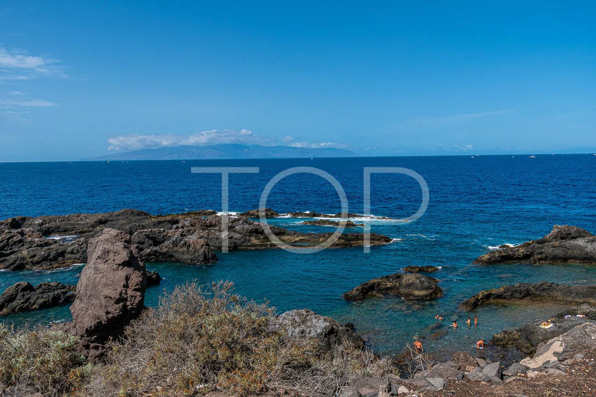 AquaSuites - Apartamentos de lujo con vistas espectaculares al mar en Los Gigantes