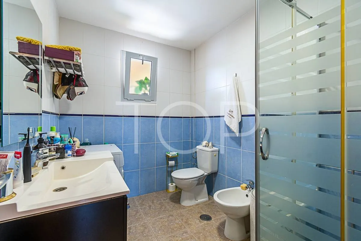 Casa adosada en primera línea de mar en venta, La Mareta, Granadilla de Abona