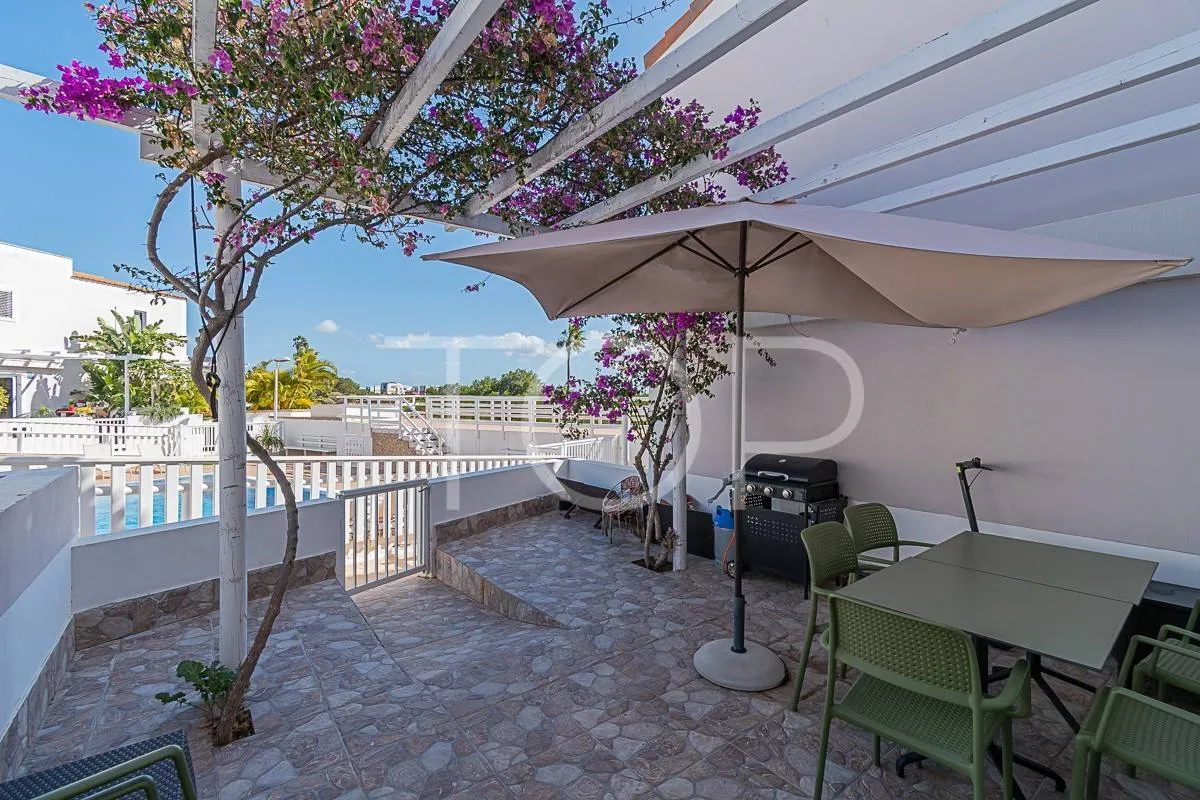 Casa adosada en primera línea de mar en venta, La Mareta, Granadilla de Abona