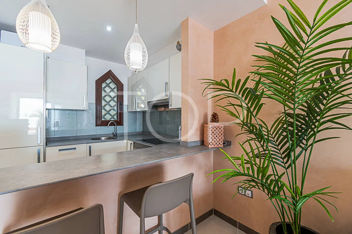 Gran dúplex de 3 dormitorios en venta en Adeje Paradise, Playa Paraíso