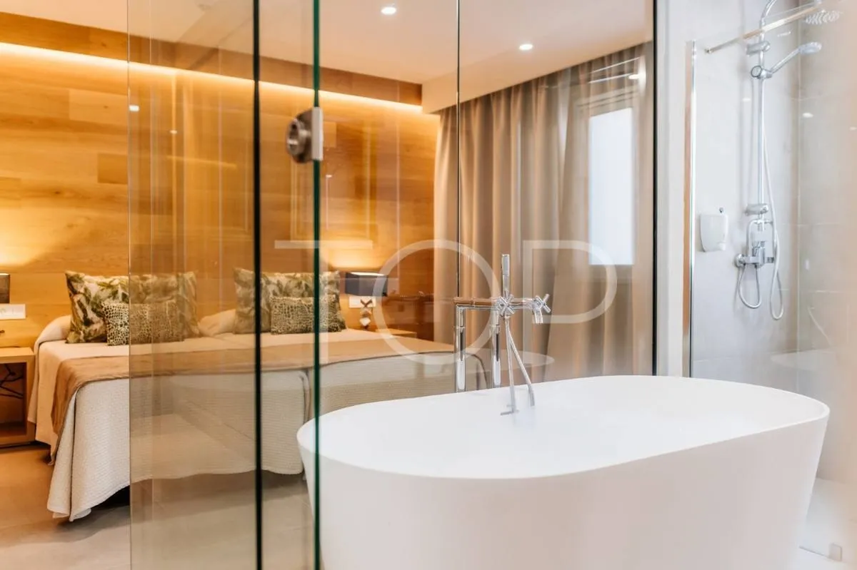 Se vende apartamento de lujo con régimen de explotación y rendimiento de 6% garantizado