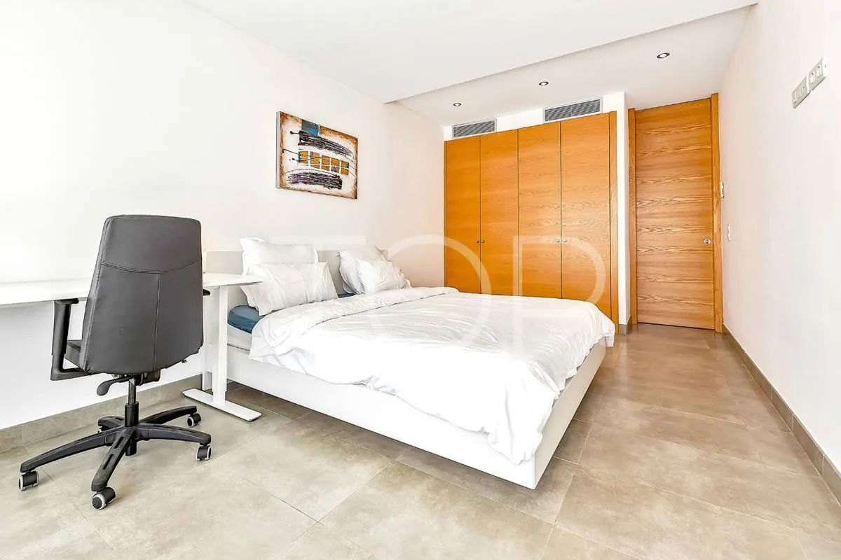 Apartamento de lujo con piscina privada en la exclusiva zona de La Caleta