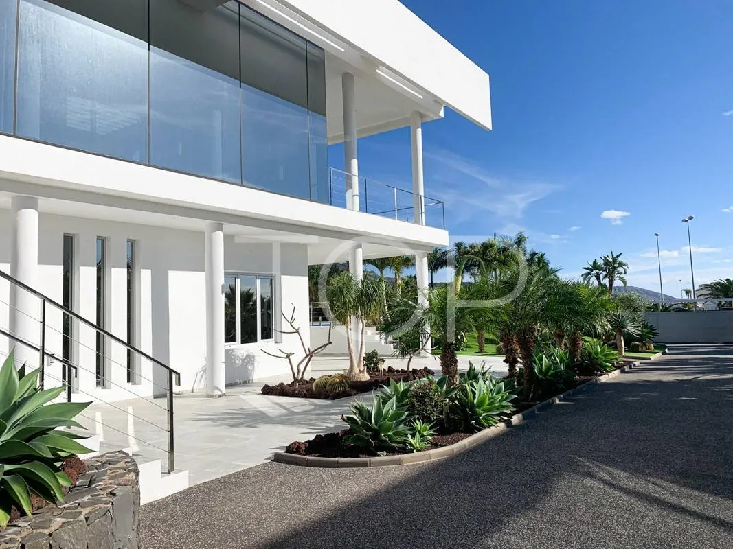 Excepcional villa en el Golf de Costa Adeje