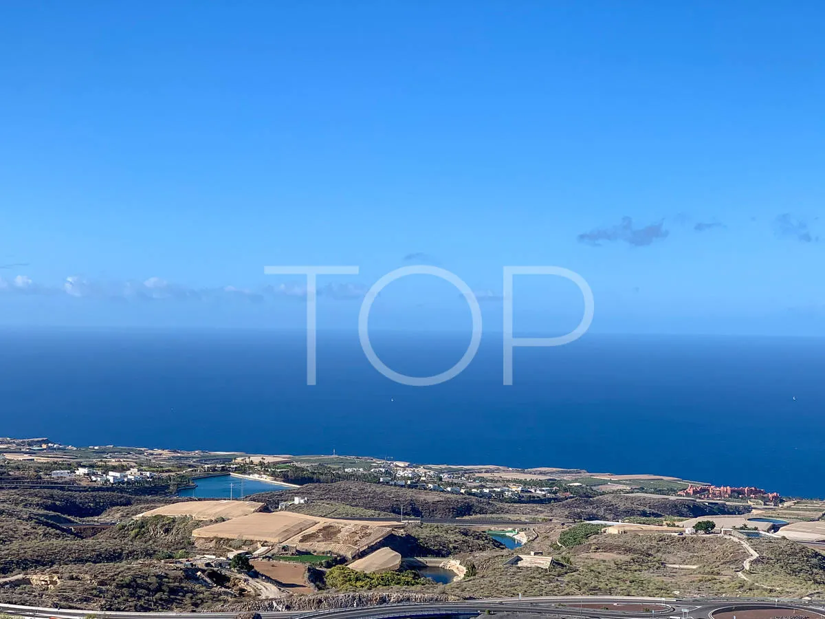 Gran finca en una ubicación privilegiada en Tejina, Guia de Isora