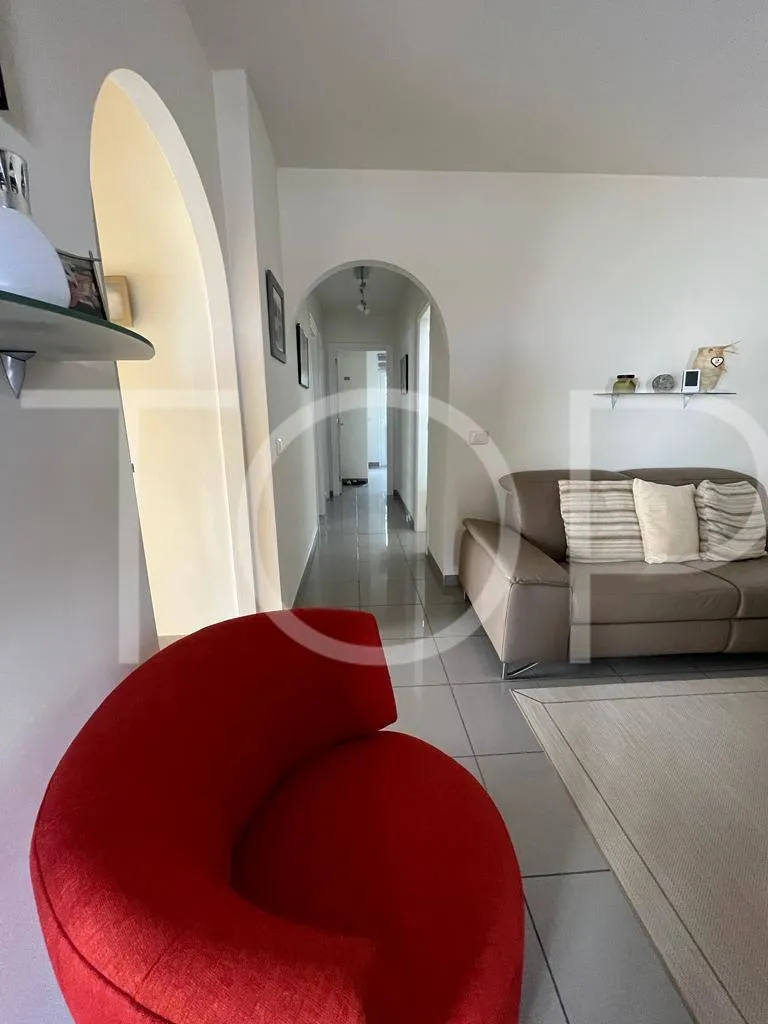 Bonita casa adosada con 3 dormitorios y amplia terraza en la tranquila zona de Las Arenas, El Médano