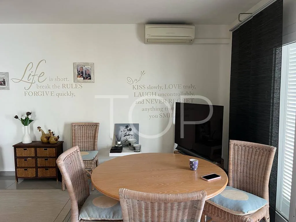 Bonita casa adosada con 3 dormitorios y amplia terraza en la tranquila zona de Las Arenas, El Médano