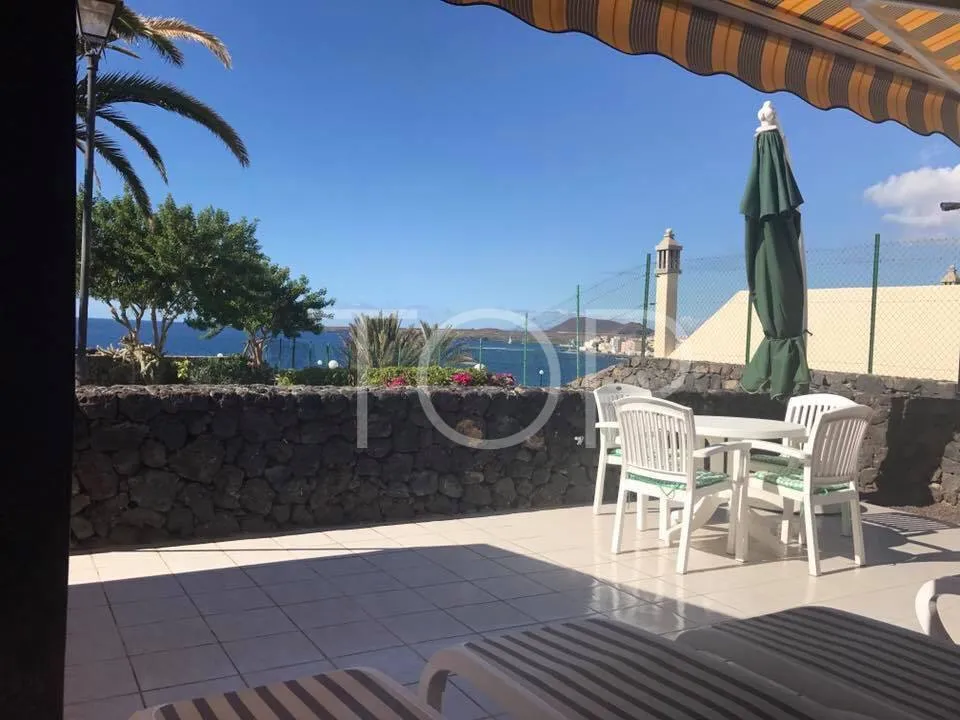 Wohnung in erster Linie mit schöner Aussicht in Costa del Silencio