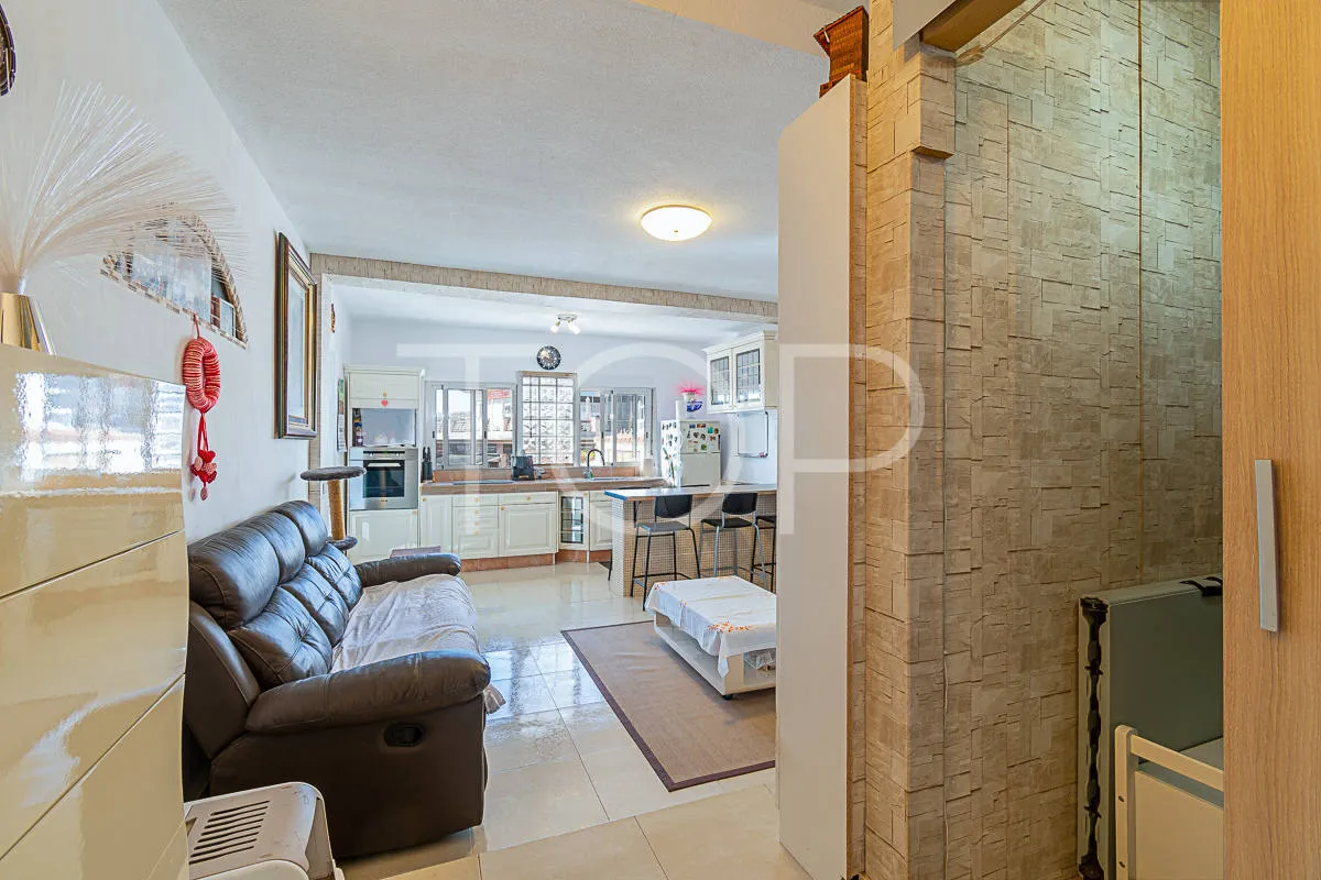 Se vende amplio apartamento de 3 dormitorios en Callao Salvaje Adeje