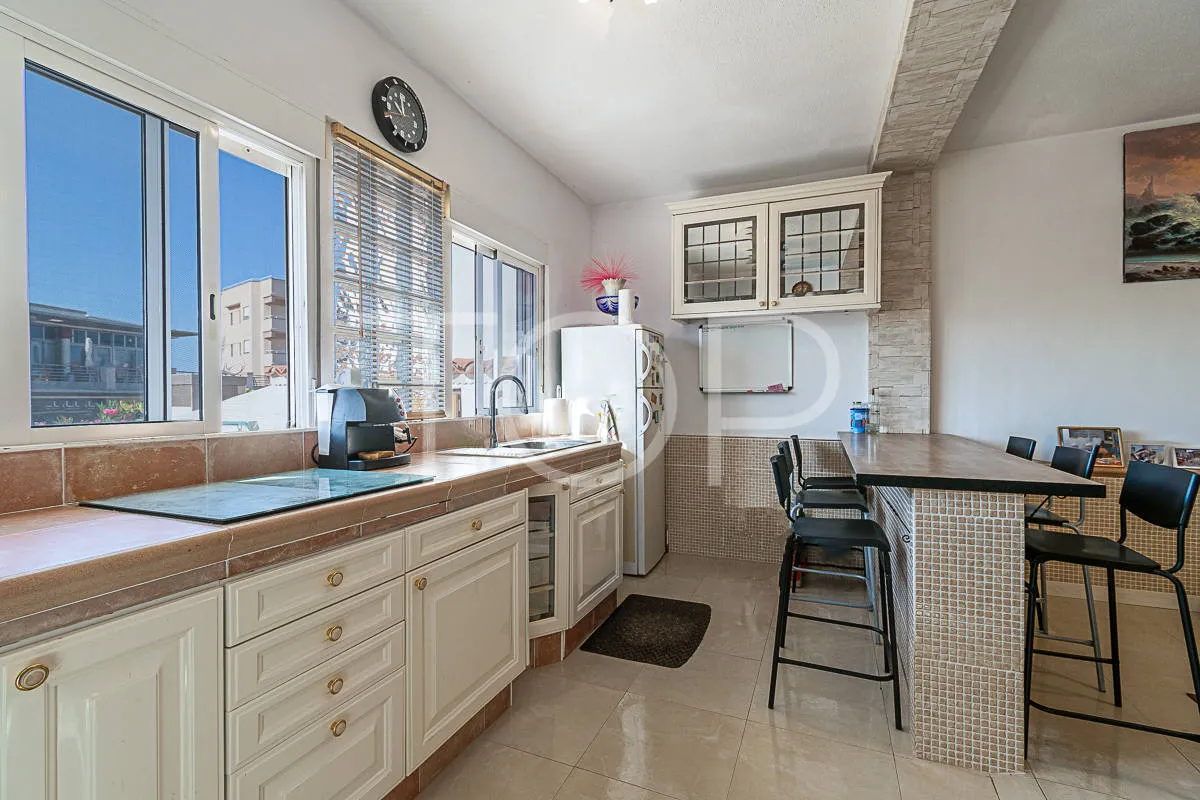 Se vende amplio apartamento de 3 dormitorios en Callao Salvaje Adeje