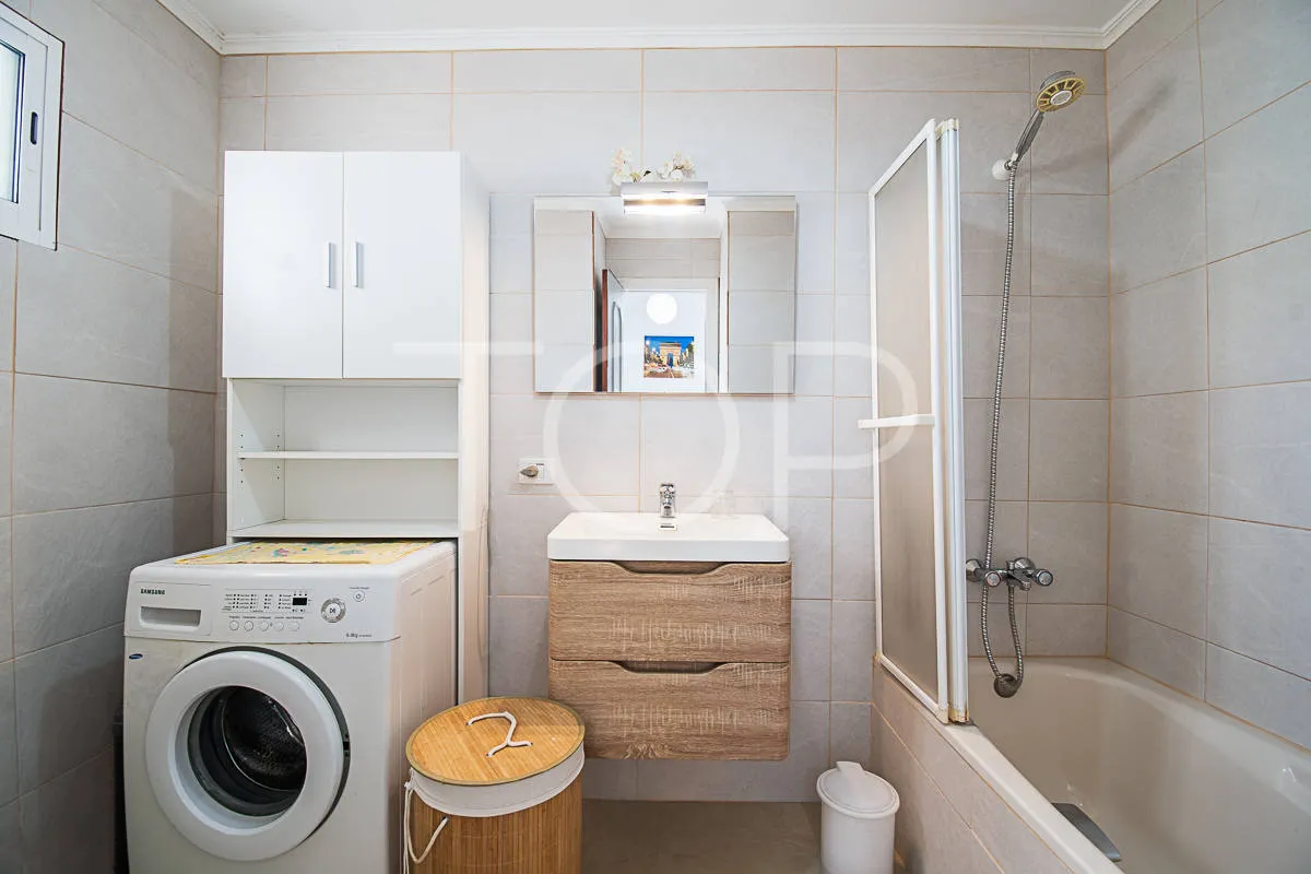 Se vende amplio apartamento de 3 dormitorios en Callao Salvaje Adeje