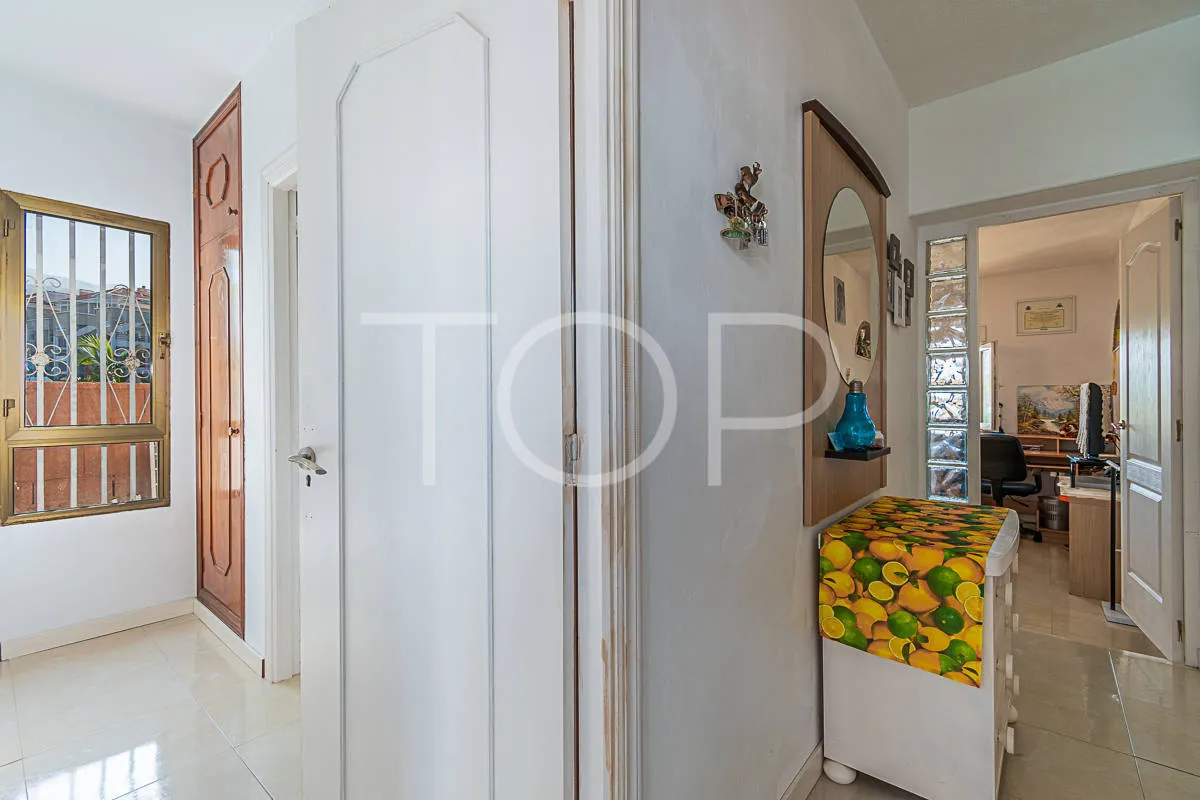 Se vende amplio apartamento de 3 dormitorios en Callao Salvaje Adeje