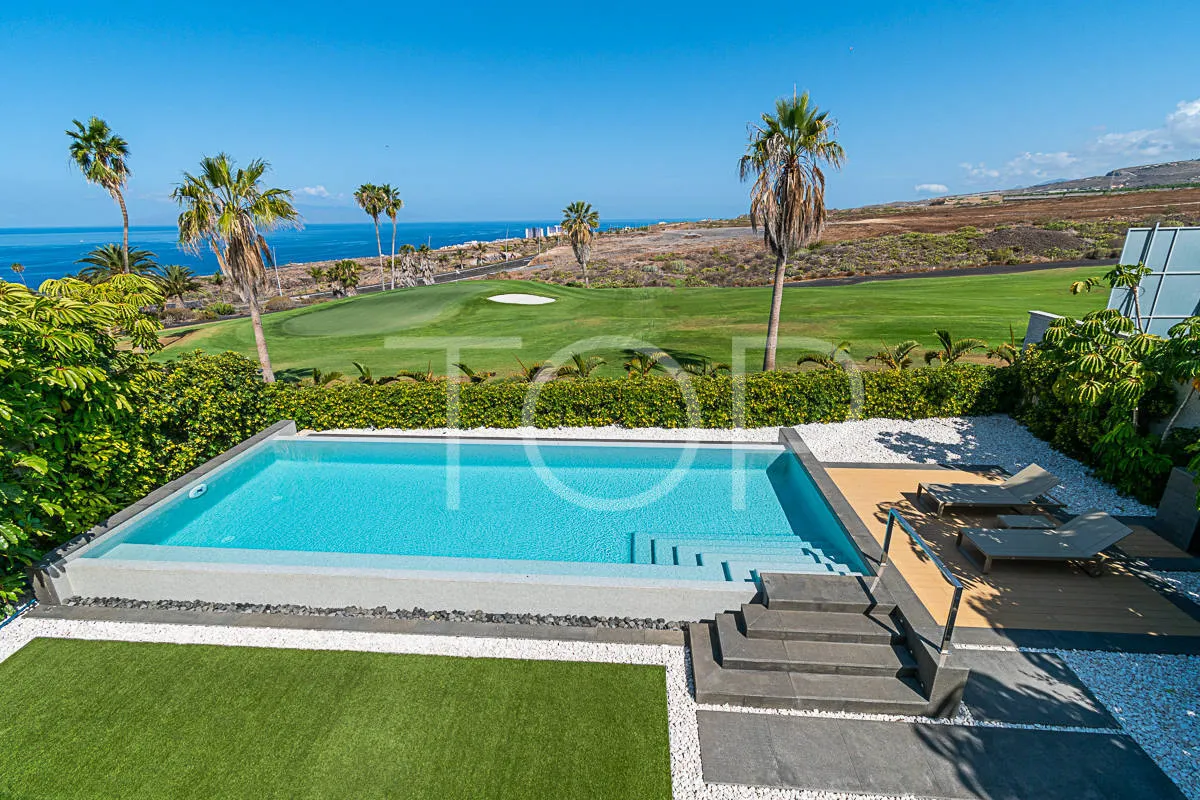 Espectacular villa de ensueño en venta en Golf de Adeje