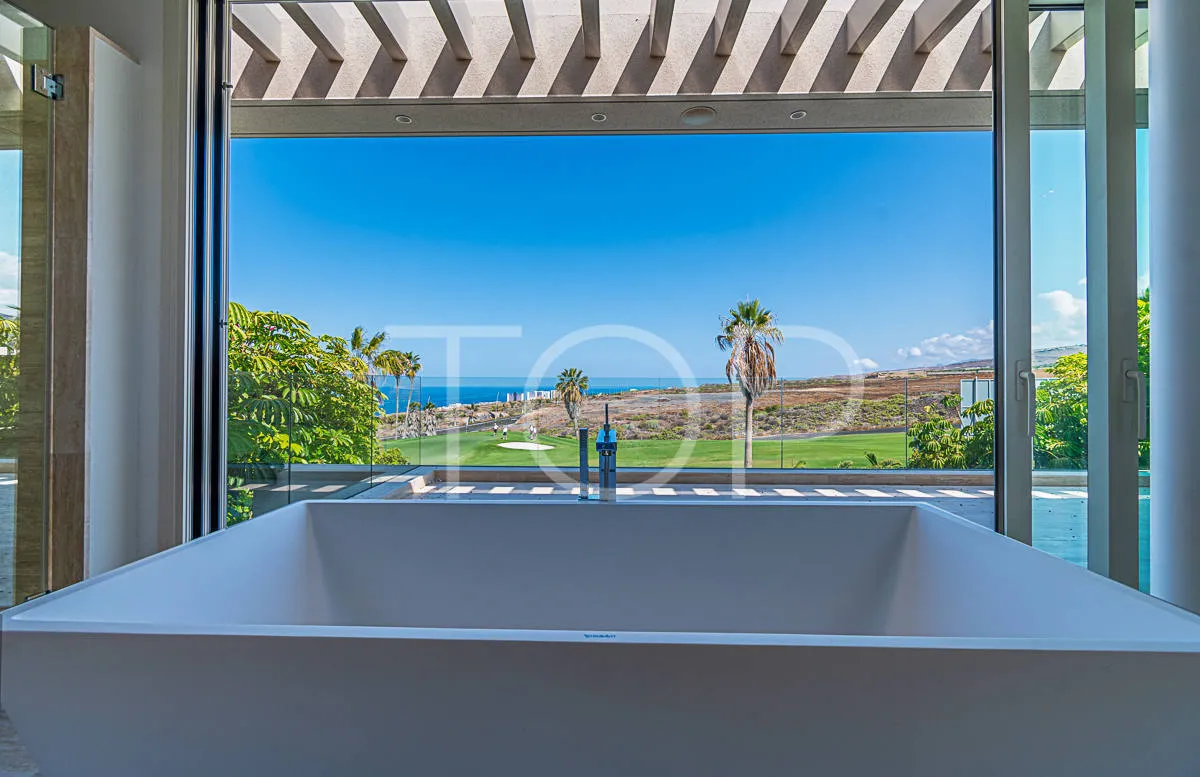 Espectacular villa de ensueño en venta en Golf de Adeje