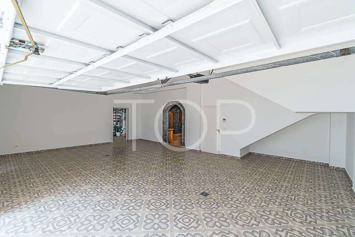 Exklusive Villa in erster Meereslinie mit Meerblick in el Duque, Costa Adeje