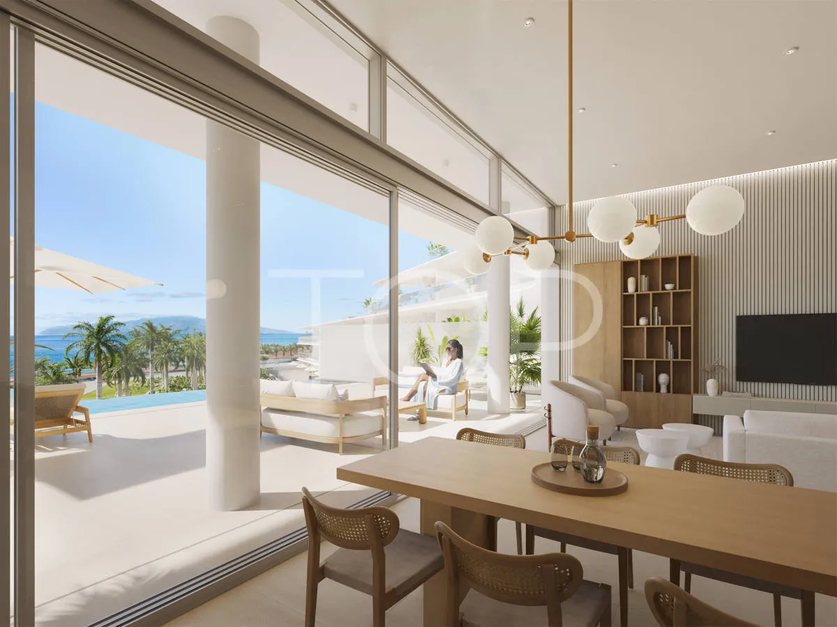 Espectacular apartamento en primera línea del mar con 2 dormitorios en una ubicación privilegiada en Playa San Juan