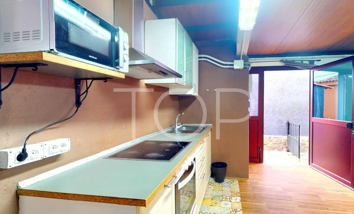 Detached Chalet with large plot in Tacoronte, in the north of Tenerife
