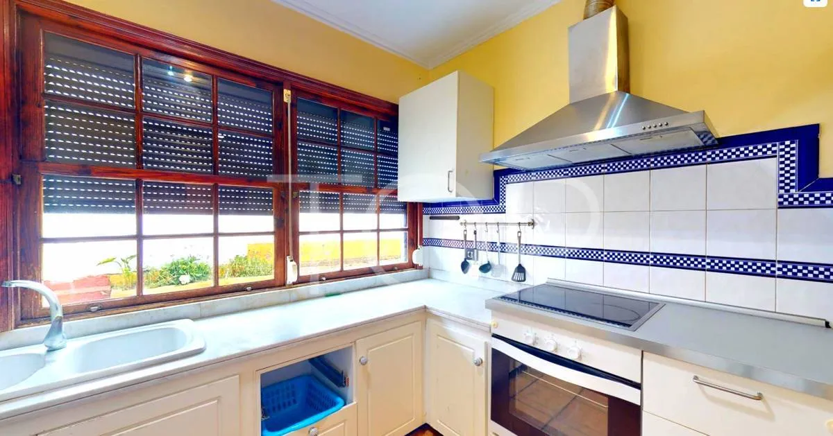 Detached Chalet with large plot in Tacoronte, in the north of Tenerife