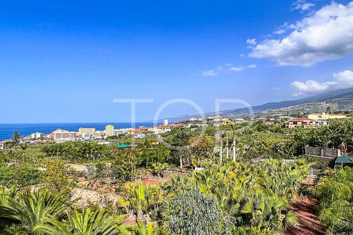 Traumhafte Villa mit atemberaubendem Panoramablick in Puerto de la Cruz