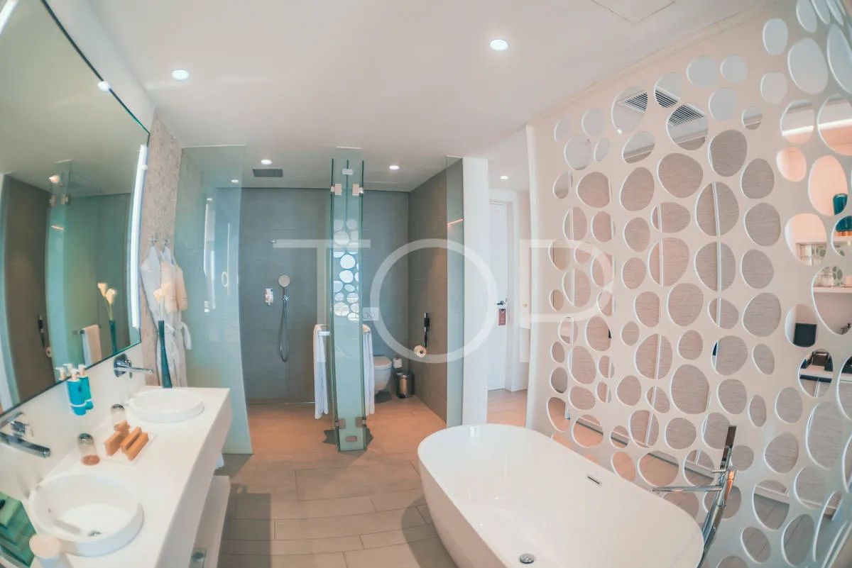 Junior Suite with amazing views in Royal Hideaway Corales Suites, La Caleta