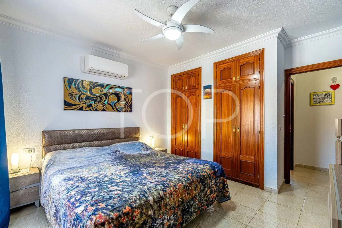 Preciosa villa independiente con piscina en el corazón de Adeje