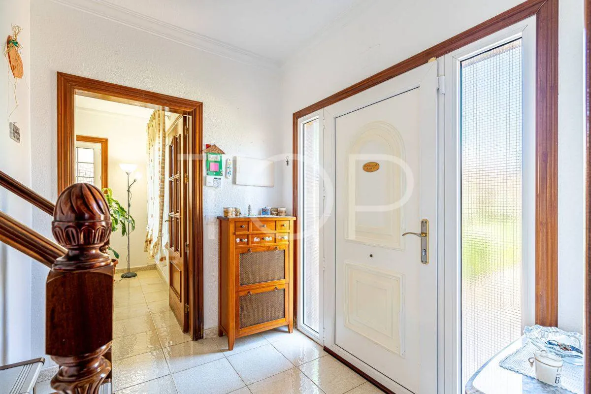 Preciosa villa independiente con piscina en el corazón de Adeje