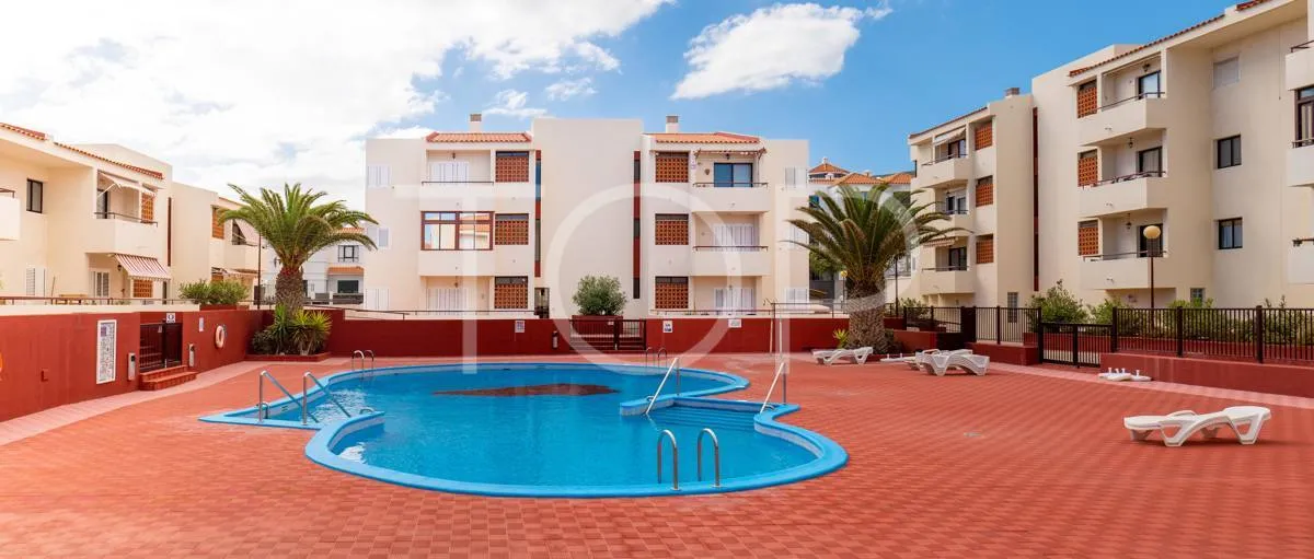 Piso luminoso con amplia terraza en el Puertito de Güímar