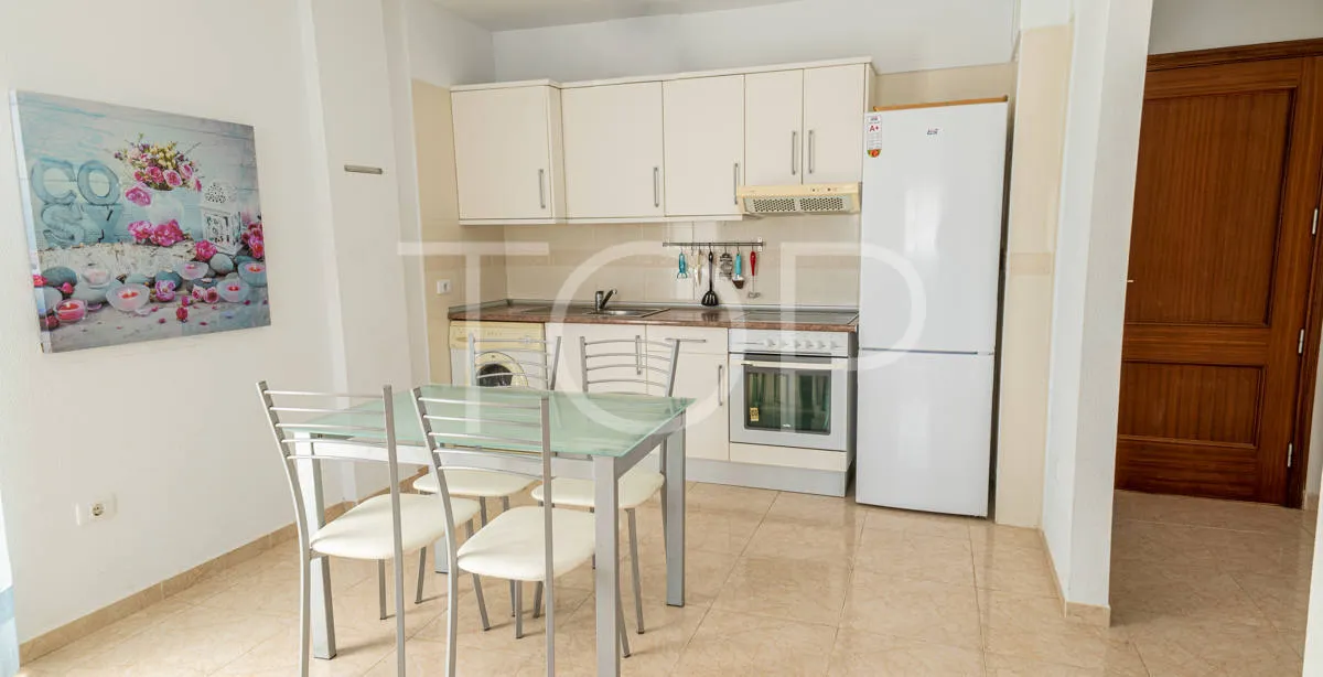 Bonito piso de 2 habitaciones con amplia terraza en el Puertito de Güímar