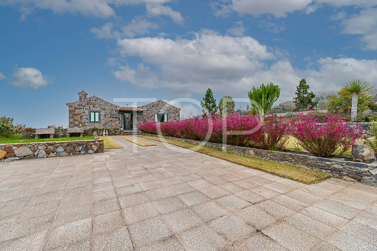 Bonita casa de campo a la venta en el acogedor barrio de Tijoco - Adeje