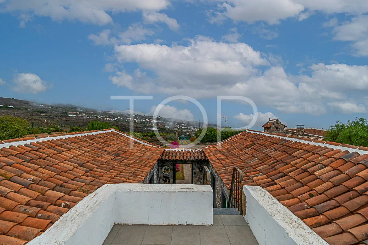 Bonita casa de campo a la venta en el acogedor barrio de Tijoco - Adeje
