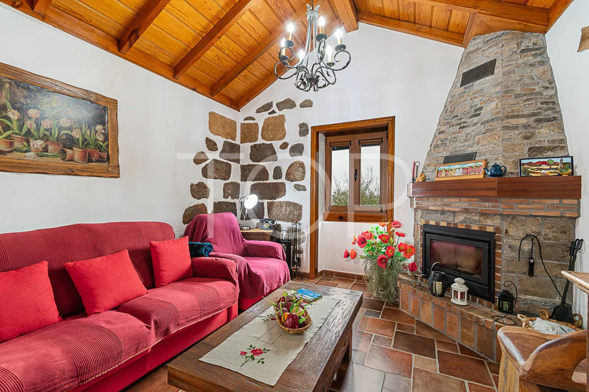 Bonita casa de campo a la venta en el acogedor barrio de Tijoco - Adeje