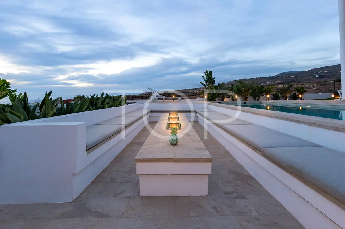 En venta fantástica villa de 4 dormitorios en la prestigiosa zona de Playa Paraíso