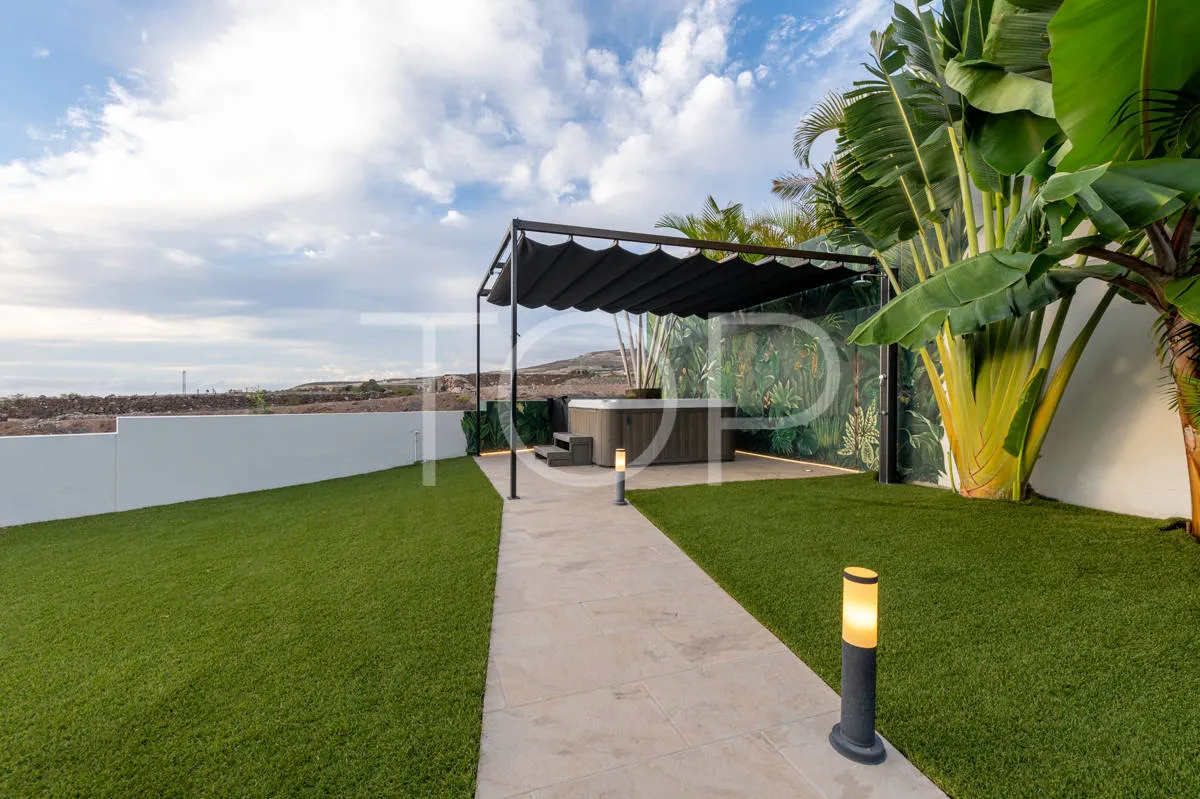 En venta fantástica villa de 4 dormitorios en la prestigiosa zona de Playa Paraíso
