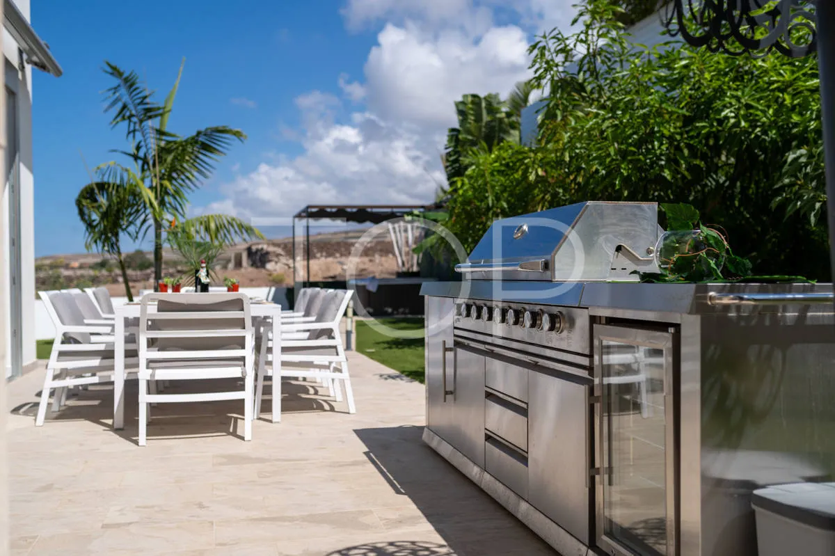 En venta fantástica villa de 4 dormitorios en la prestigiosa zona de Playa Paraíso